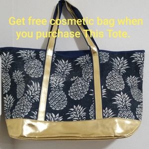 TOTE bag 🆕️  Gold and Blue Pineapple Comes with free cosmetic bag